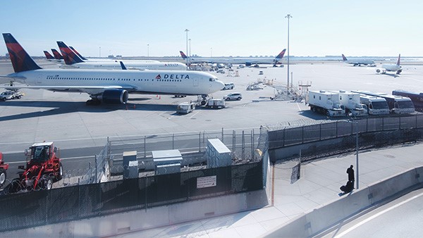 四型機場|  淺談廣域全景技術在機場圍界安防中的應用研究